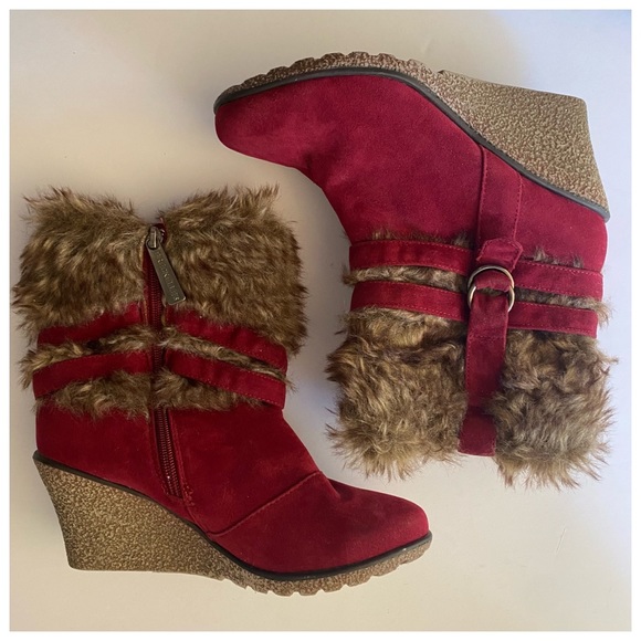 Breckelles Kansas mid-calf wedge boots NWOT size 7 - Picture 4 of 7